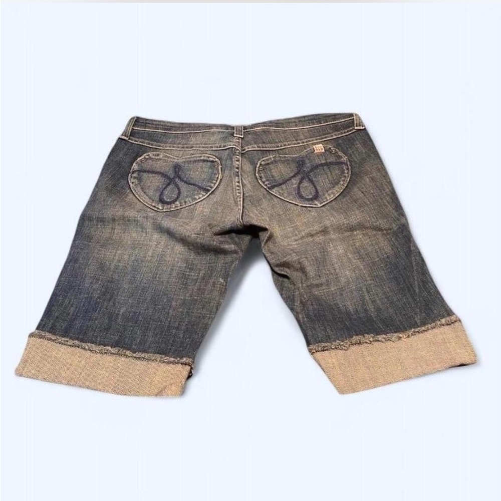 Vintage Y2K Juicy Couture Bermuda Heart Pockets Denim Shorts Size 28